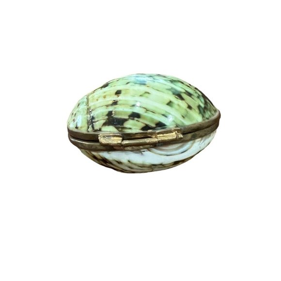 Limoges Oyster With Pearl Porcelain Seashell Box Trinket Gem Hinged Green VTG